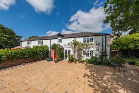 Chester Road, Tattenhall