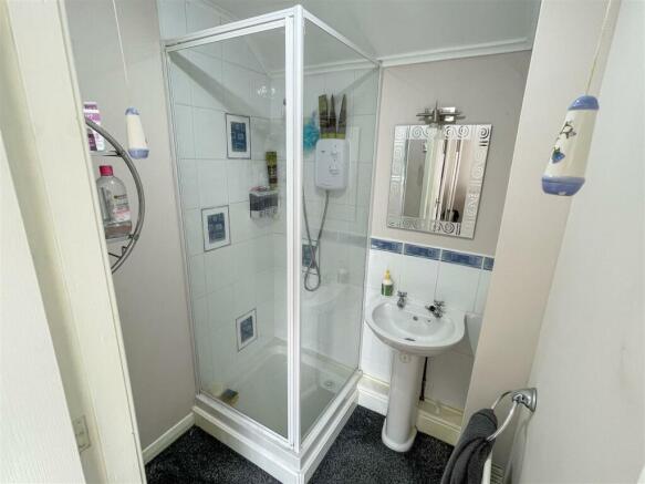 Ensuite Shower Room