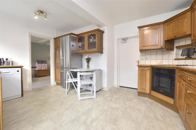 Kitchen breakfast room