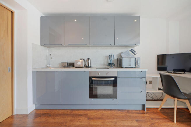 Studio: Kitchen