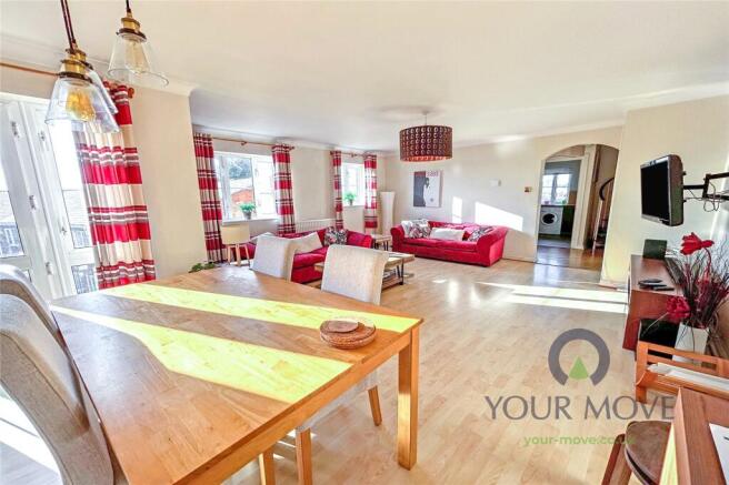 Living/Dining Room