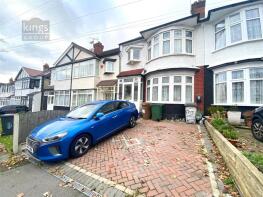 141, Middleton Avenue, London E4 8EE