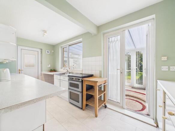 fcf339e36f9a42b3abf7a51742853f94_100_CAM01538G0-PR