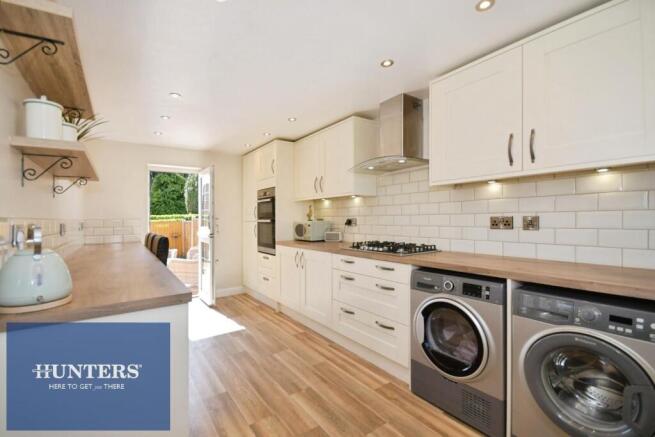 KITCHEN 01.jpg