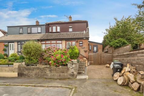 Arundel Close, Carrbrook, Stalybridge, Greater Manchester, SK15