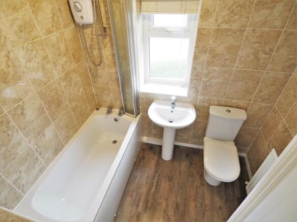 Modern Family Bathroom 447
