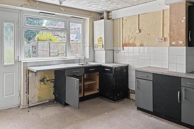 4 Avenue Road, Darlaston, Wednesbury, West Midlands, WS10 8AR