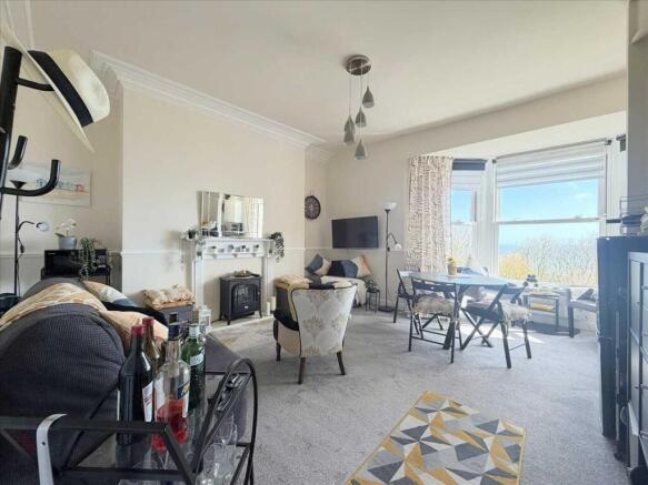 1 bed Flat for sale Image 4