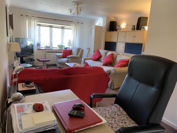 3 bed Semi-Detached for sale Image 5