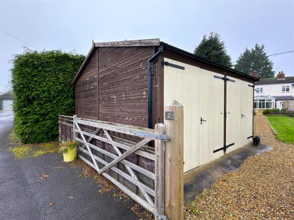 Double Bay Garage
