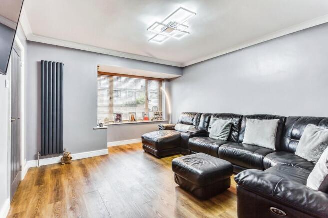 3 bed Semi-Detached for sale Image 5