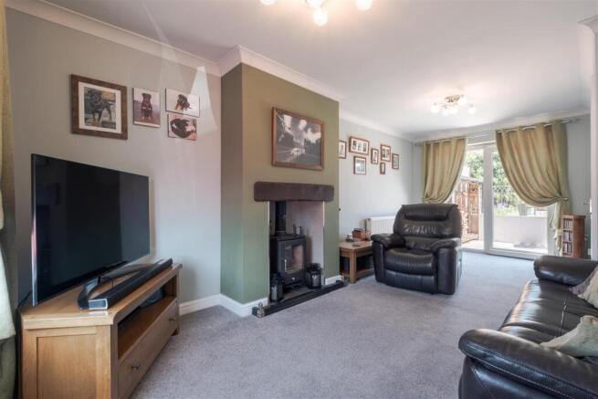 2 Windermere Road (1 of 23).jpg
