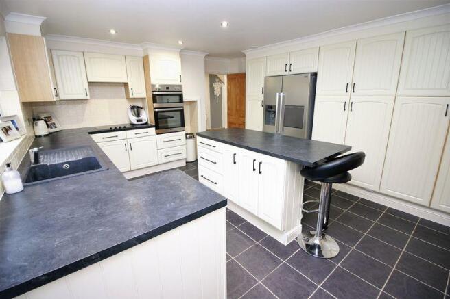 Kitchen/Breakf...