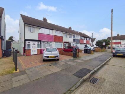 Lytton Avenue, Enfield, EN3