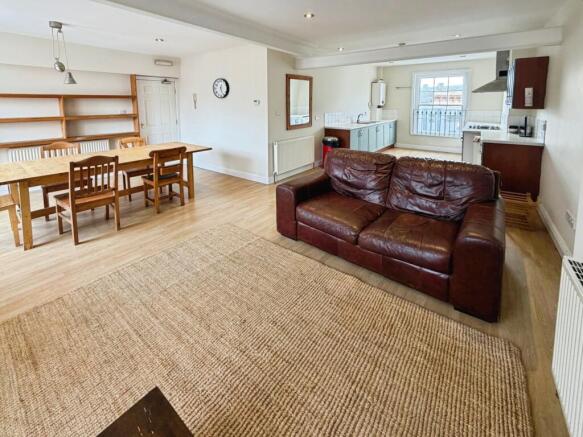 Kitchen/Living Area