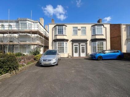 Avondale Road, Southport, PR9