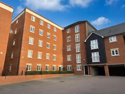 St. James Park Road, St. James, Northampton NN5