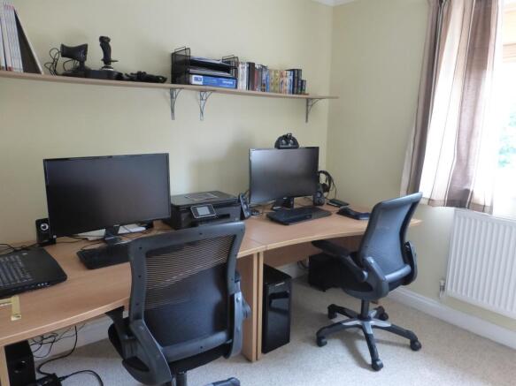 Photo 12