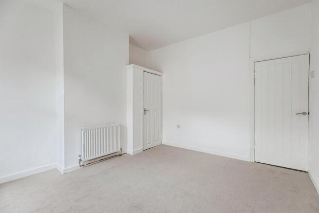 2 bed Terraced for sale Image 11