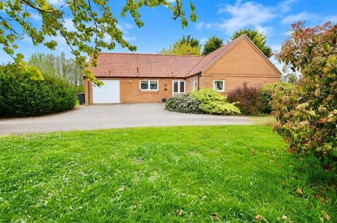 Yew Tree Cottage, New Road, Blankney Fen, Woodhall Spa