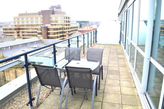2 bed Apartment to rent Image 12