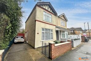 22, Queens Walk, Fletton, Peterborough PE2 9AW
