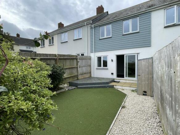 3 Pen Y Morfa Garden 02