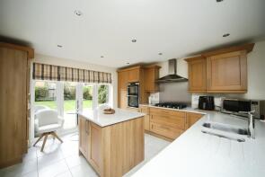 4, Leighton Drive, Creech St Michael, Taunton TA3 5DW