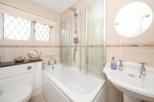 Shower Room.jpg