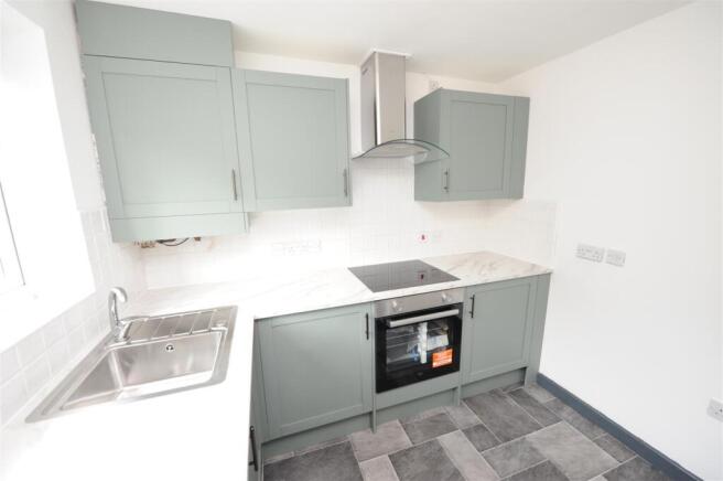 2 bed Semi-Detached for sale Image 4