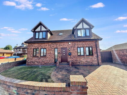 Holywell Crescent, Kinmel Bay, Conwy, LL18