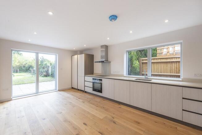 54-denham-way-06 - 8