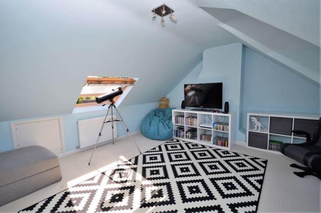 FAMILY ROOM/PLAY ROOM