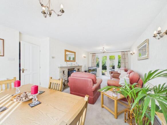 Living/Dining Room