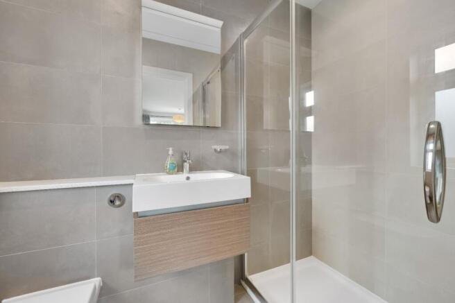 Bedroom Two En Suite