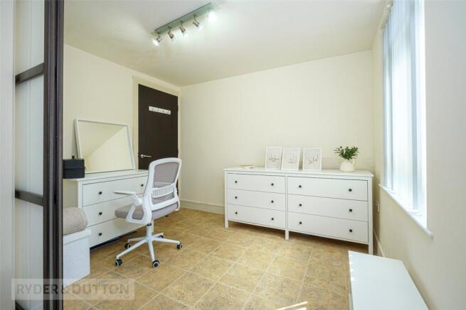 2 bed Apartment for sale Image 6
