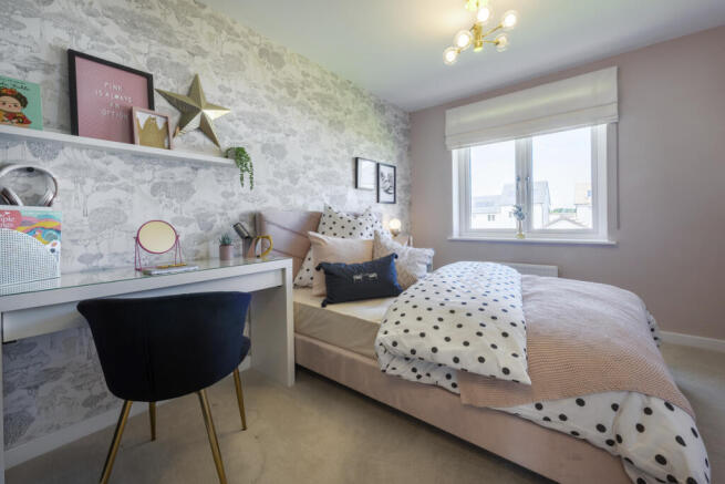 4 bed Detached for sale Image 8