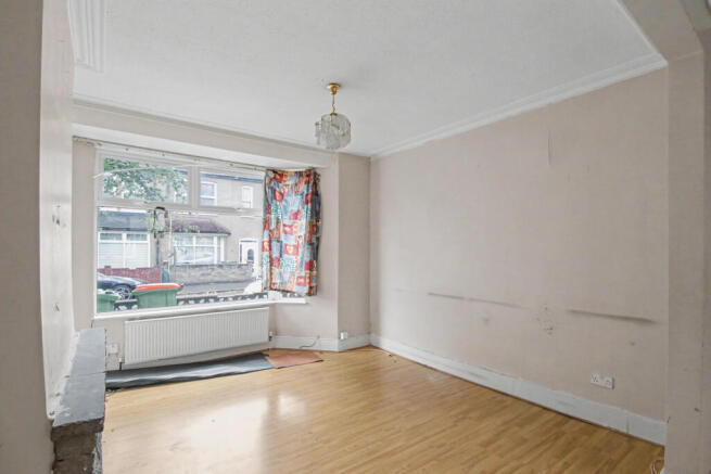 25 Stevenage Road, East Ham, London E6 2AU