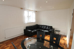 Flat 2, 270a, Caledonian Road, London N1 1BA