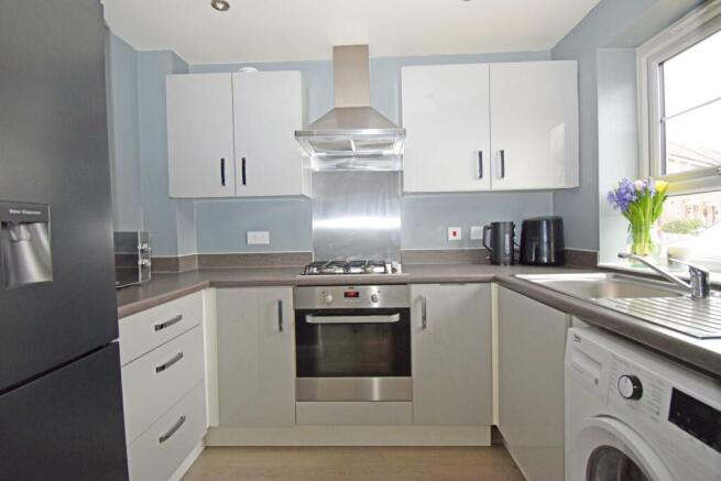 16 Furnival Drive, kitchen.jpg