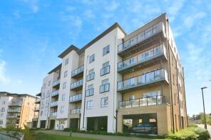 75, Fleming Place, Bracknell RG12 2GN