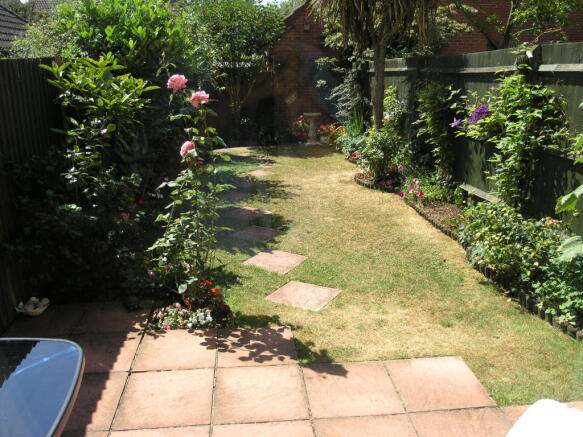 Photo 8