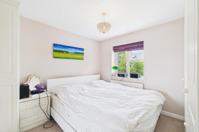 3 bed Detached for sale Image 8