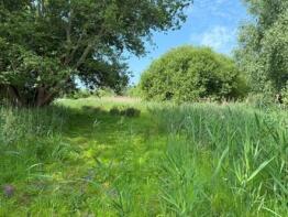 Isle Of Wight Cottage, Low Road, Norwich NR14 6QD