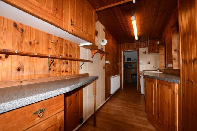 2 bed Terraced for sale Image 3