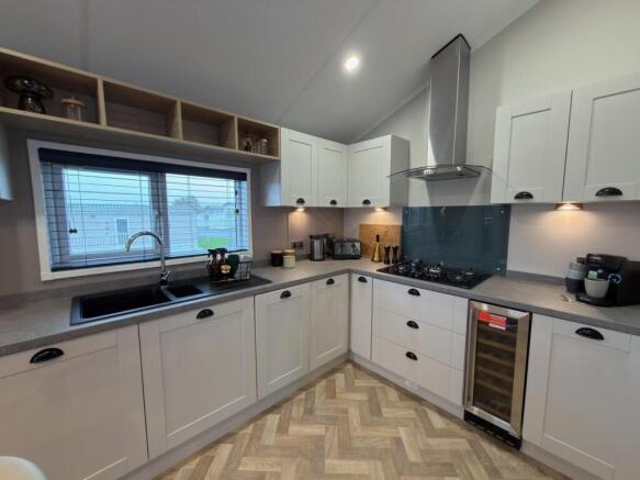 2026 Sunseeker Stonegate, Trevella Holiday Park, Crantock, Newquay, Cornwall, TR8 5EW photo 2