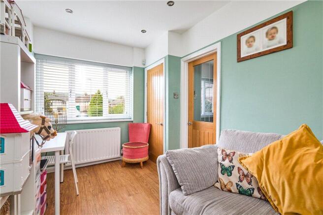 4 bed Semi-Detached for sale Image 7