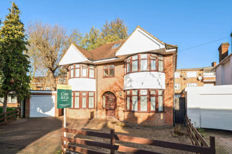 Chestnut Grove, Wembley, HA0