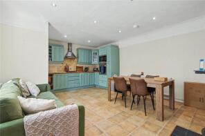 1, High Cliffe Terrace, Wetherby LS22 6RF