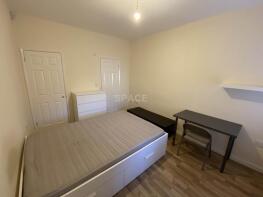 Flat 2, 6, College Road, Reading RG6 1QB